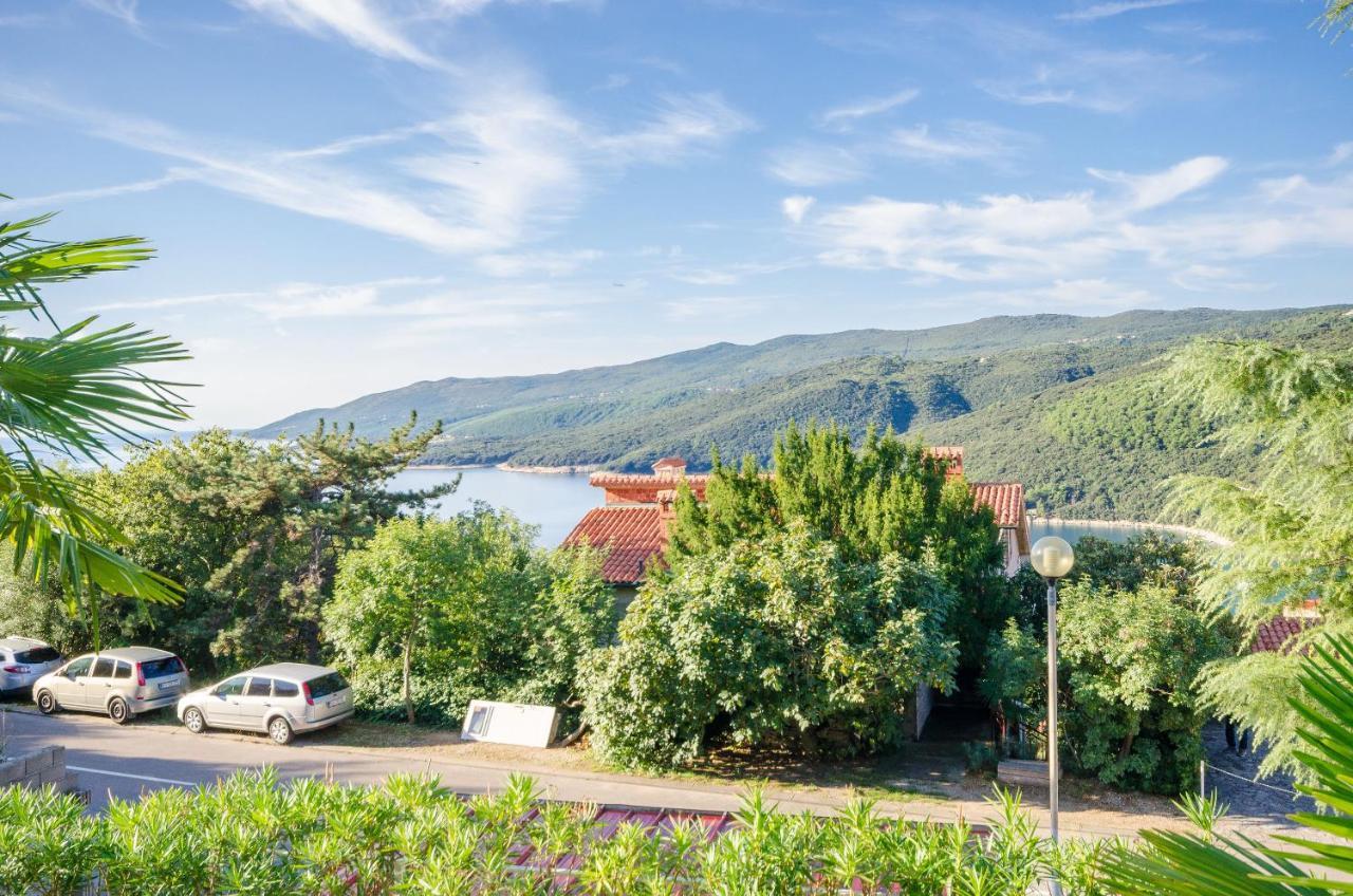 Apartments Slavica Rabac Ngoại thất bức ảnh